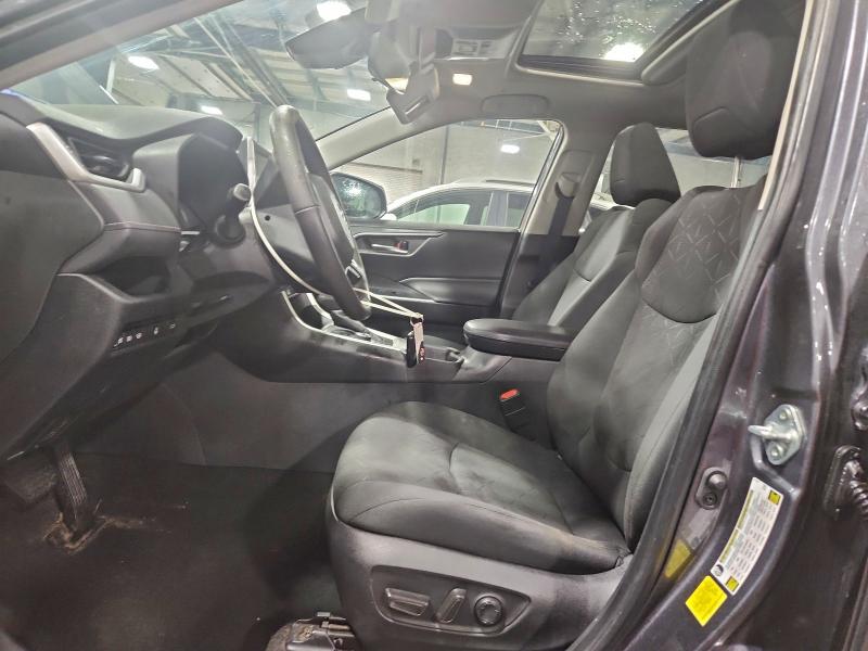 Фото 7 - TOYOTA RAV4