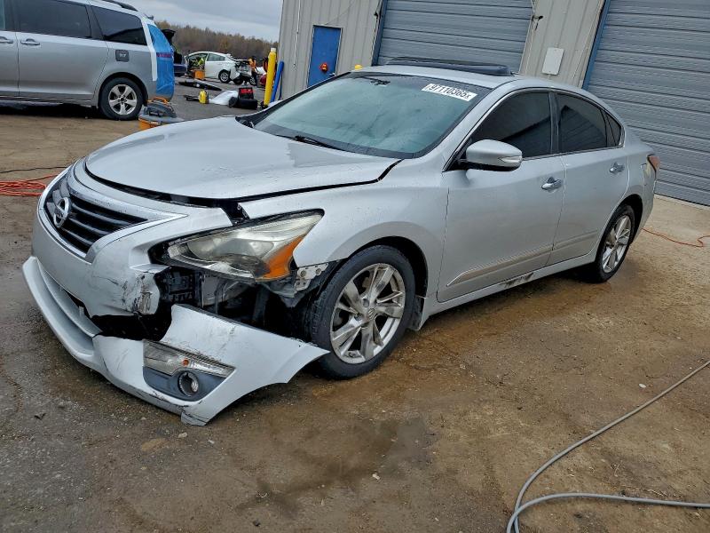 Фото 1 - NISSAN ALTIMA