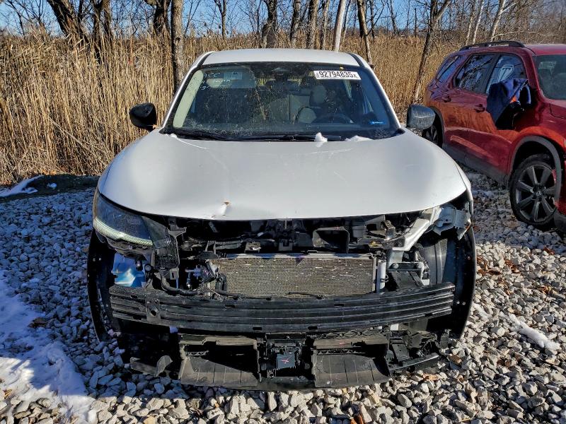 Фото 5 - NISSAN KICKS