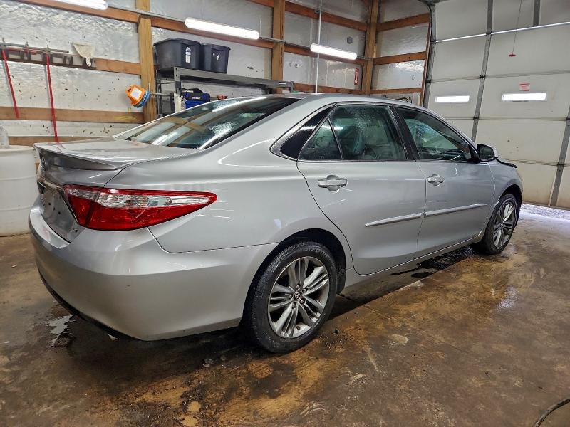 Фото 3 - TOYOTA CAMRY