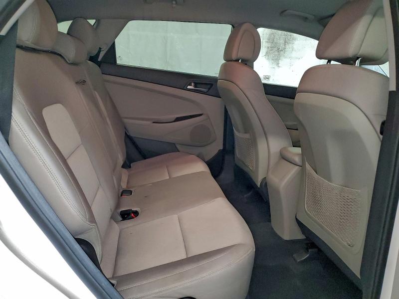 Фото 11 - HYUNDAI TUCSON