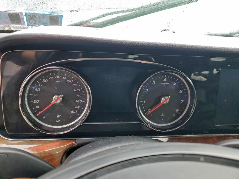 Фото 9 - MERCEDES-BENZ E-CLASS