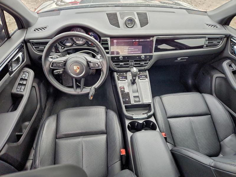 Фото 8 - PORSCHE MACAN BASE