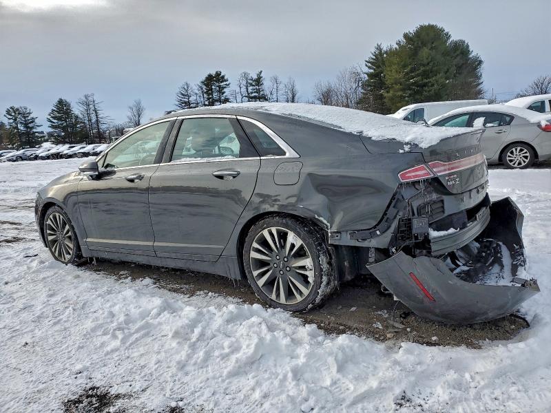 Фото 2 - LINCOLN MKZ