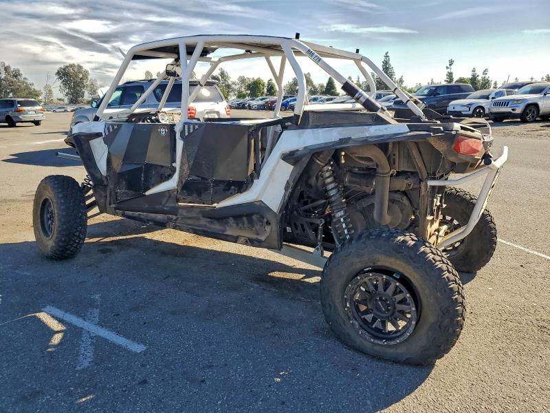 POLARIS RZR 2015