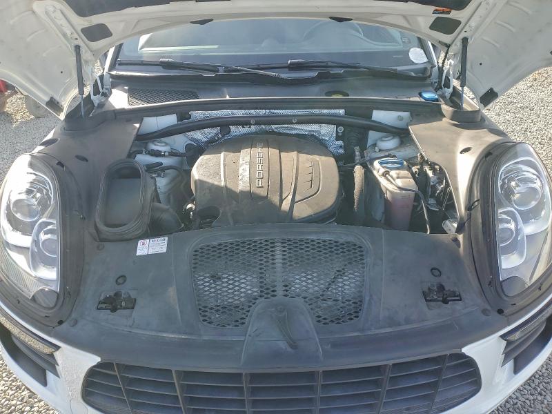 Фото 12 - PORSCHE MACAN