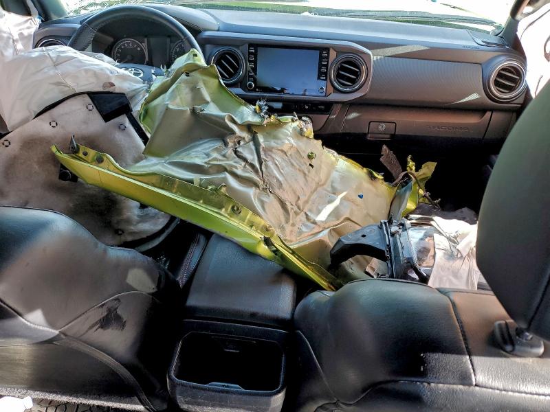 Фото 8 - TOYOTA TACOMA