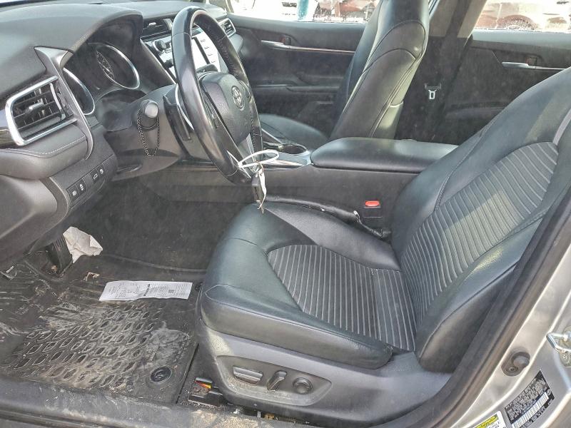 Фото 7 - TOYOTA CAMRY