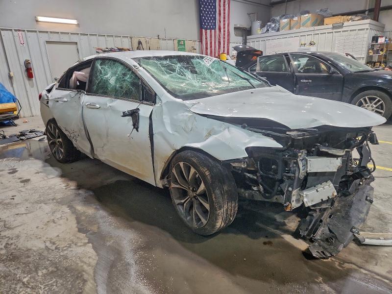 Фото 4 - CHRYSLER 200