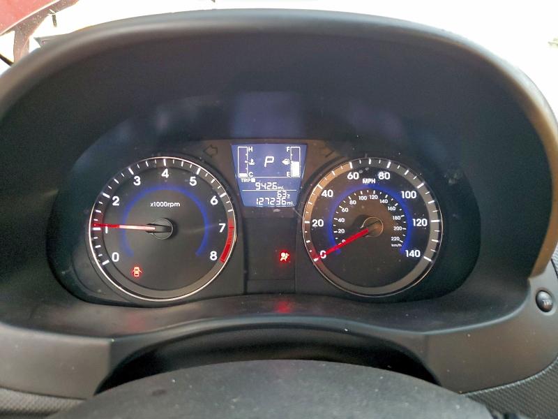 Фото 9 - HYUNDAI ACCENT