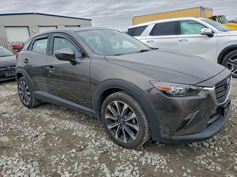 Фото 4 - MAZDA CX-3