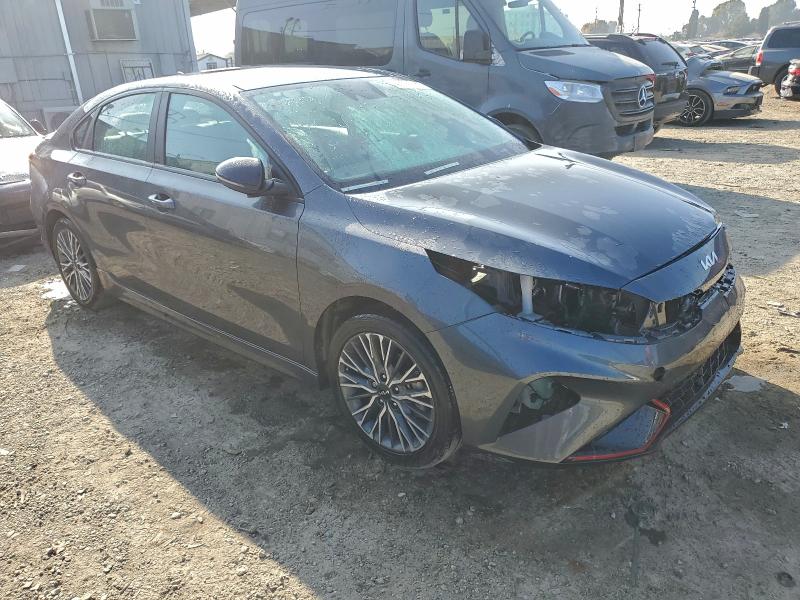 Фото 4 - KIA FORTE