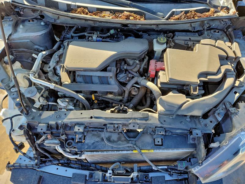 Фото 11 - NISSAN ROGUE