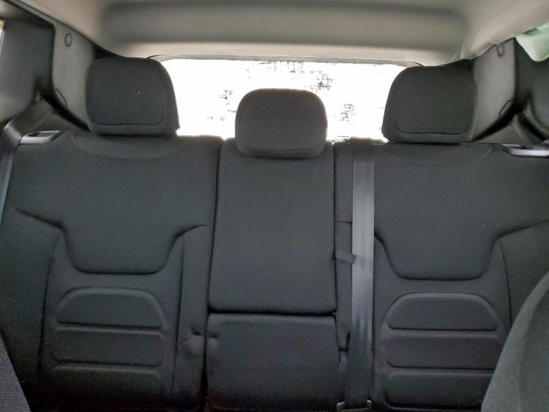 Фото 10 - JEEP RENEGADE