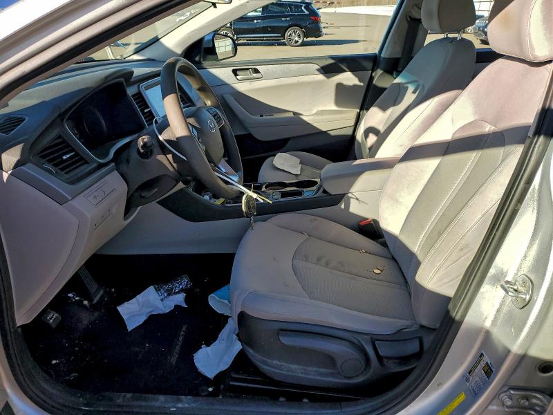 Фото 7 - HYUNDAI SONATA