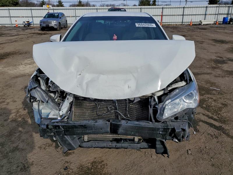 Фото 5 - TOYOTA CAMRY