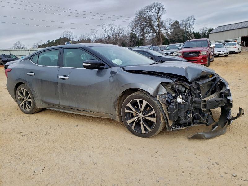 Фото 4 - NISSAN MAXIMA