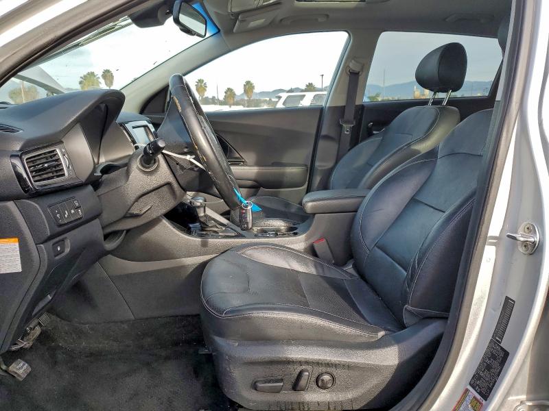 Фото 7 - KIA NIRO