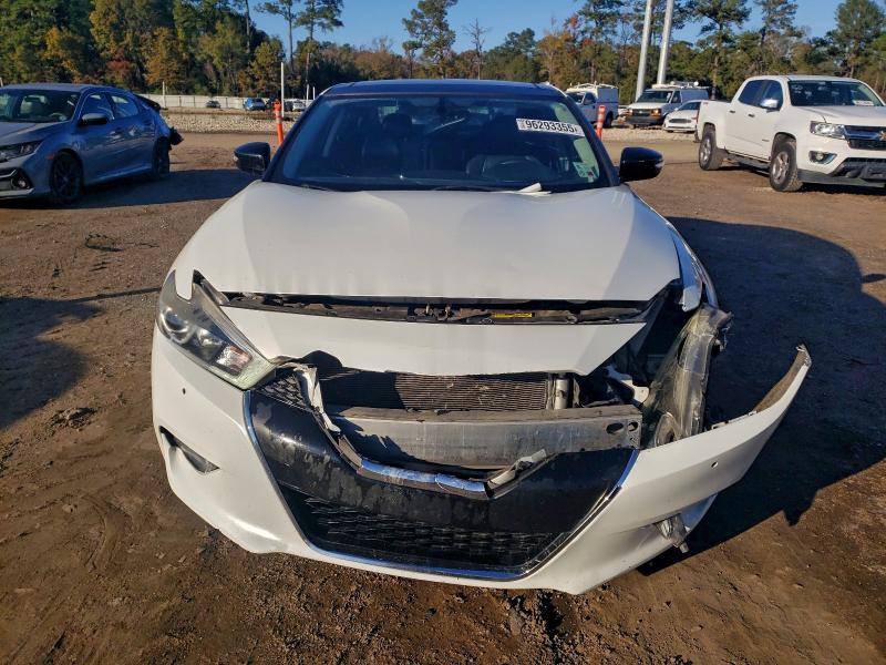 Фото 5 - NISSAN MAXIMA