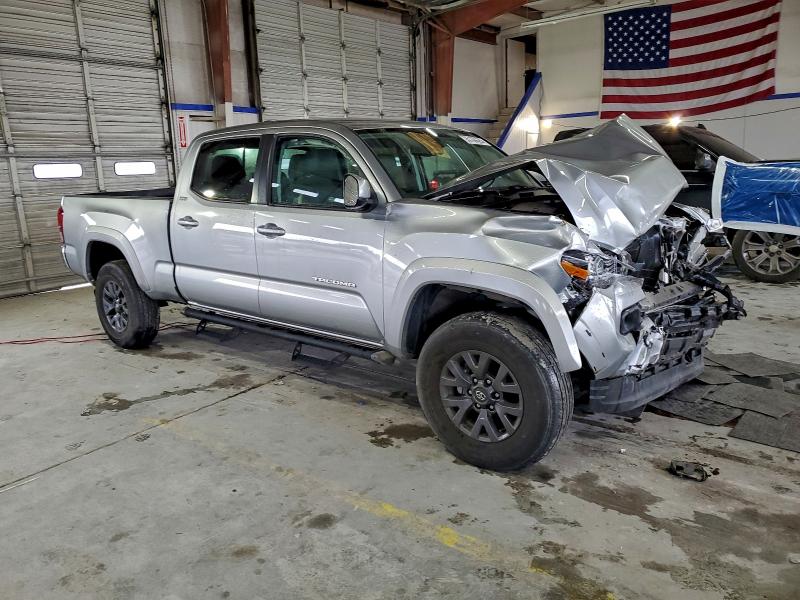 Фото 4 - TOYOTA TACOMA