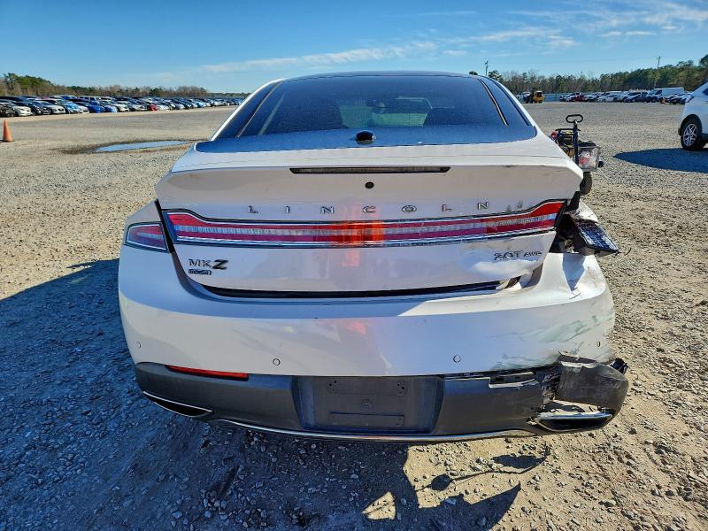 Фото 6 - LINCOLN MKZ