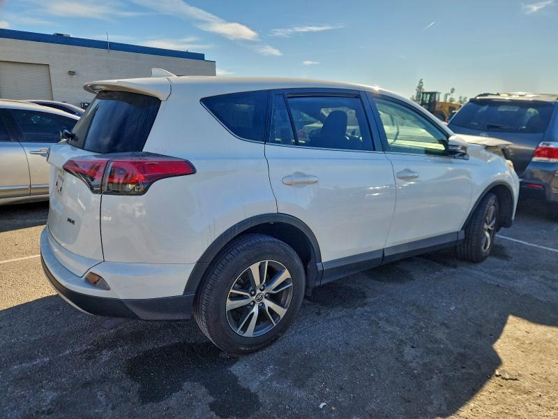 Фото 3 - TOYOTA RAV4