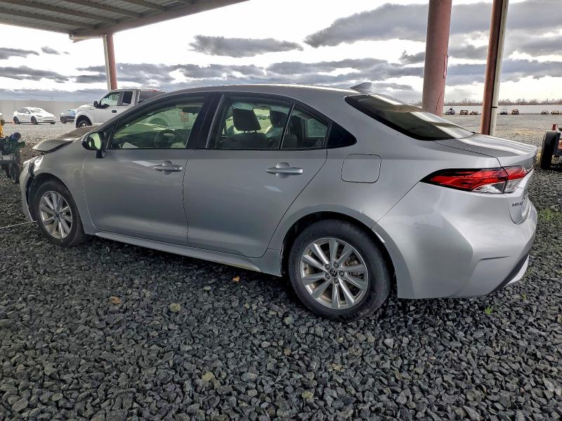 Фото 2 - TOYOTA COROLLA