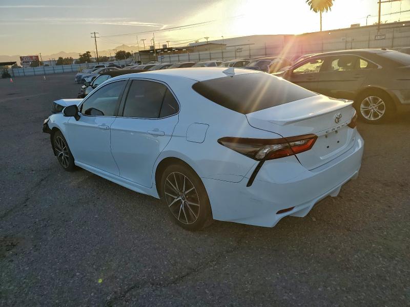 Фото 2 - TOYOTA CAMRY