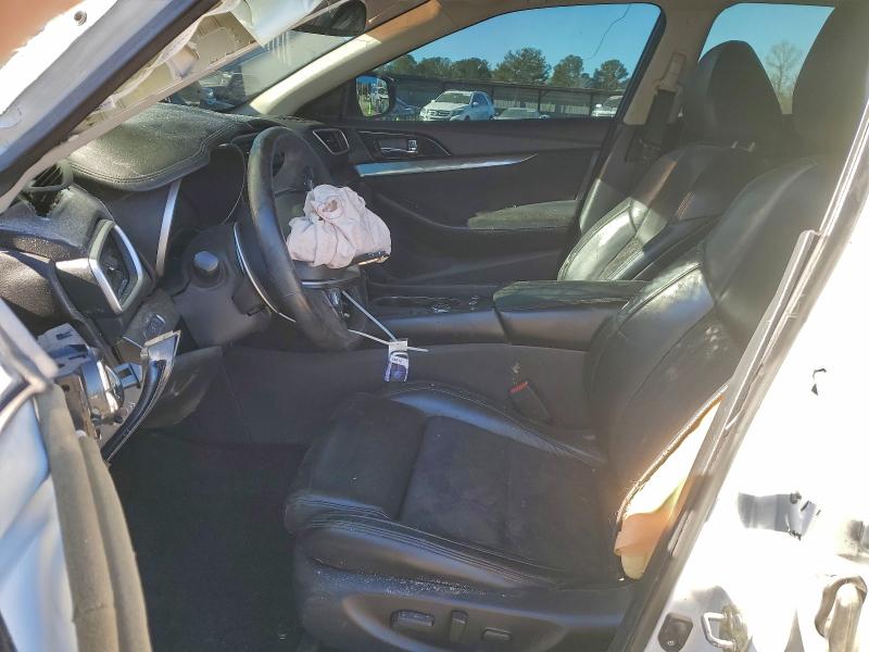 Фото 7 - NISSAN MAXIMA