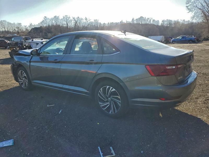 Фото 2 - VOLKSWAGEN JETTA