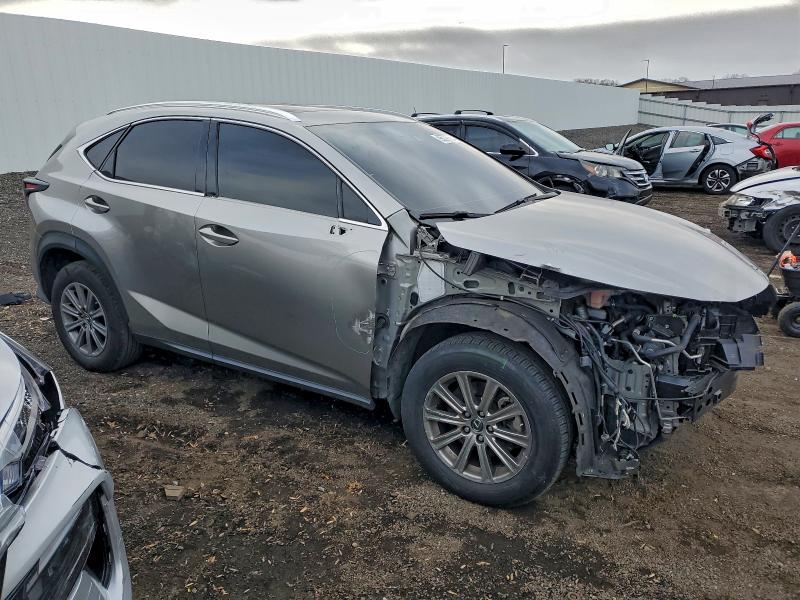 Фото 4 - LEXUS NX