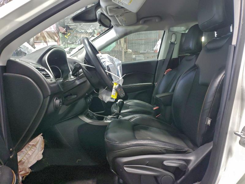 Фото 7 - JEEP COMPASS