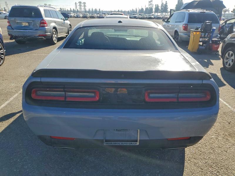 Фото 6 - DODGE CHALLENGER