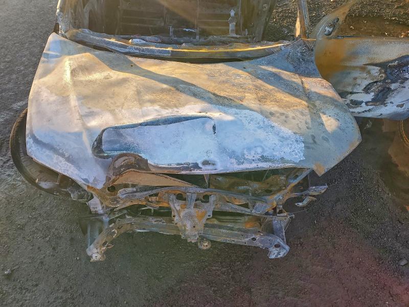 Фото 11 - MITSUBISHI OUTLANDER