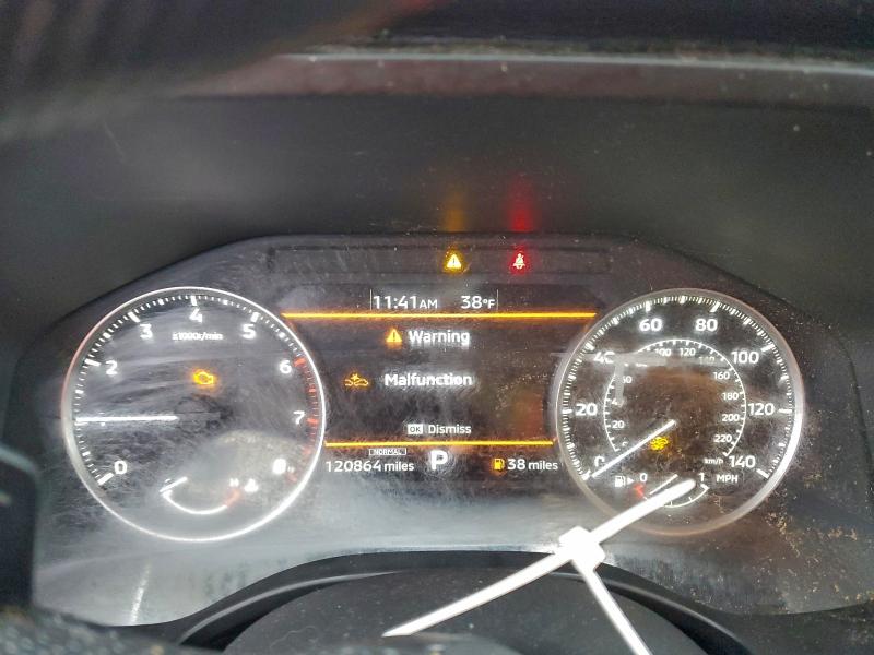 Фото 9 - MITSUBISHI OUTLANDER