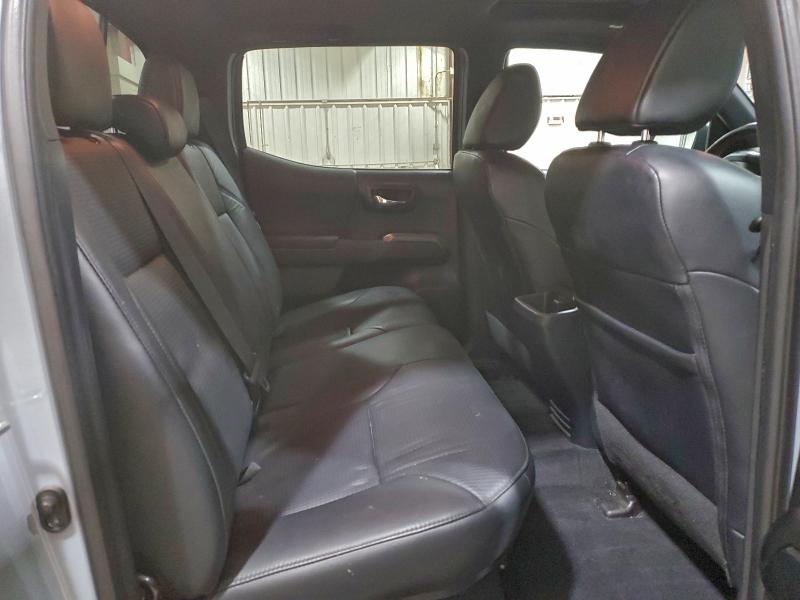 Фото 10 - TOYOTA TACOMA