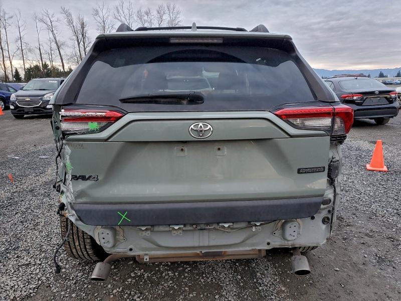 Фото 6 - TOYOTA RAV4