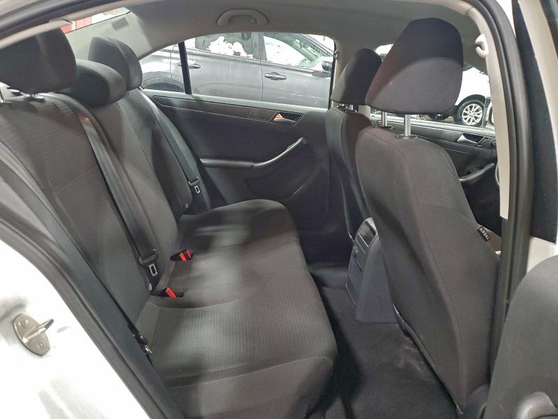 Фото 10 - VOLKSWAGEN JETTA