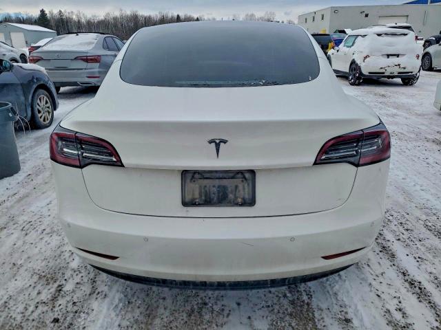 Фото 6 - TESLA MODEL 3