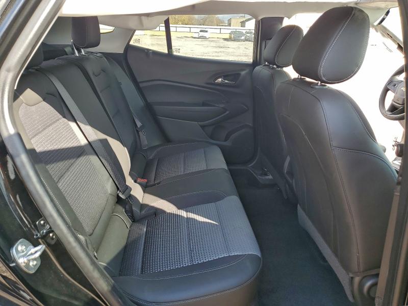 Фото 11 - CHEVROLET TRAX