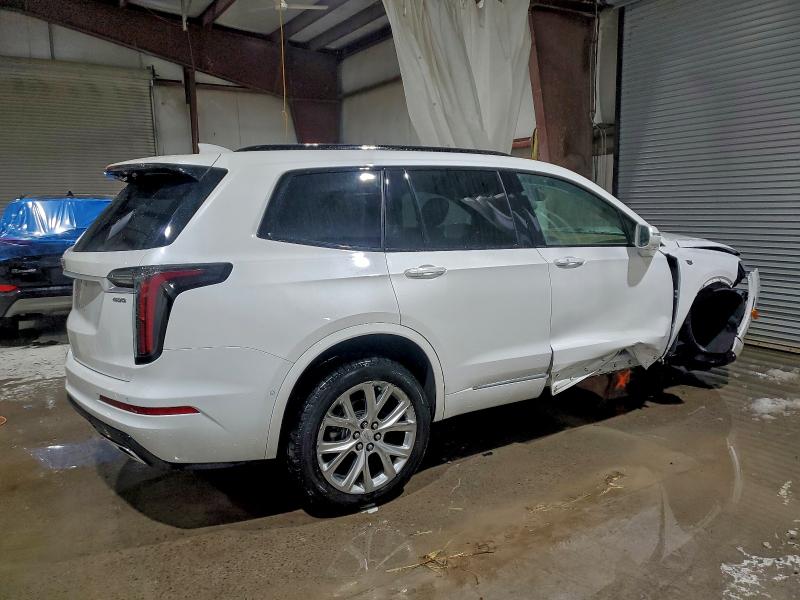 Фото 3 - CADILLAC XT6