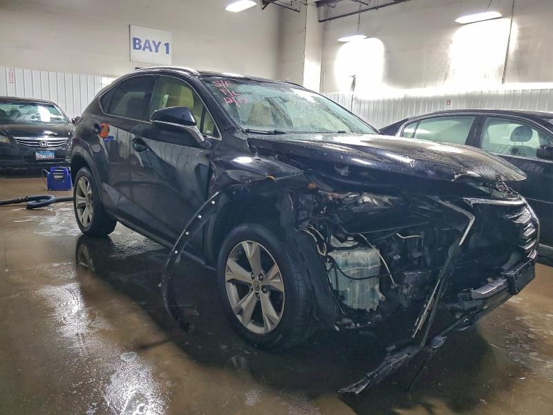 Фото 4 - LEXUS NX