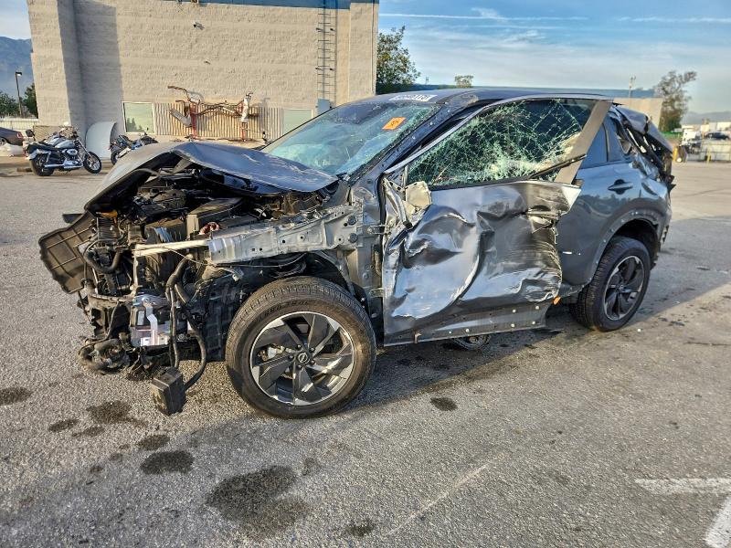 Фото 1 - NISSAN ROGUE