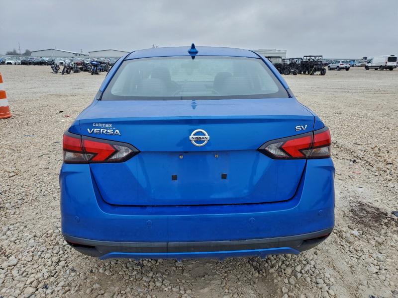 Фото 6 - NISSAN VERSA
