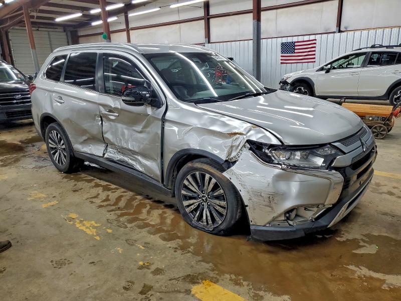 Фото 4 - MITSUBISHI OUTLANDER