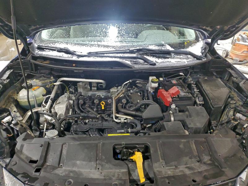 Фото 12 - NISSAN ROGUE