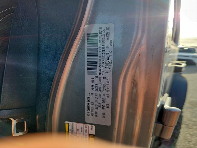 Фото 12 - JEEP WRANGLER