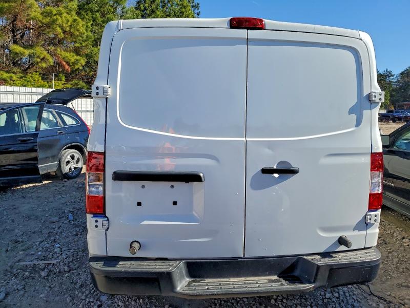 Фото 6 - NISSAN NV