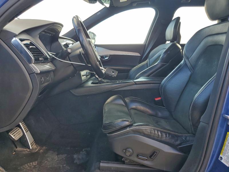 Фото 7 - VOLVO XC90