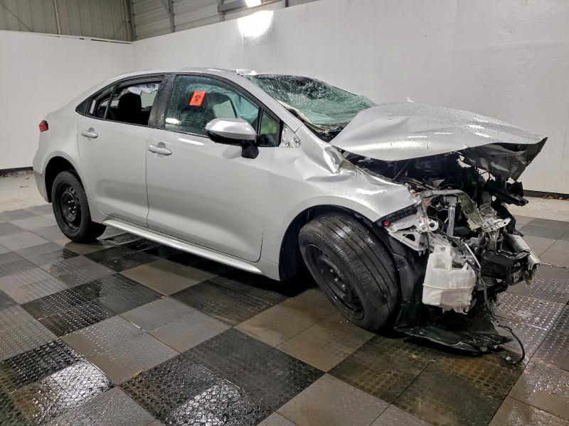 Фото 4 - TOYOTA COROLLA